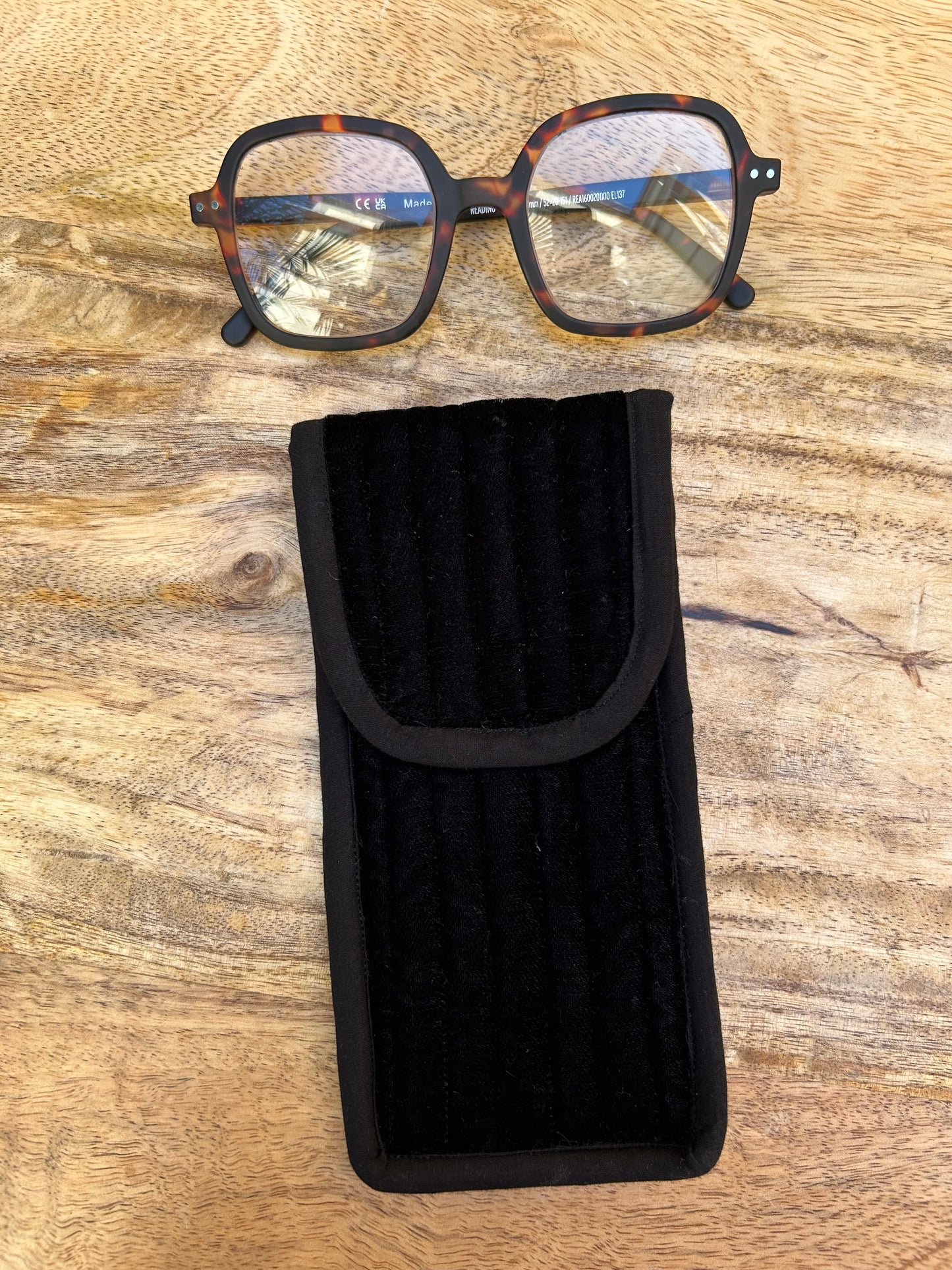Housse à lunettes Black Velvet