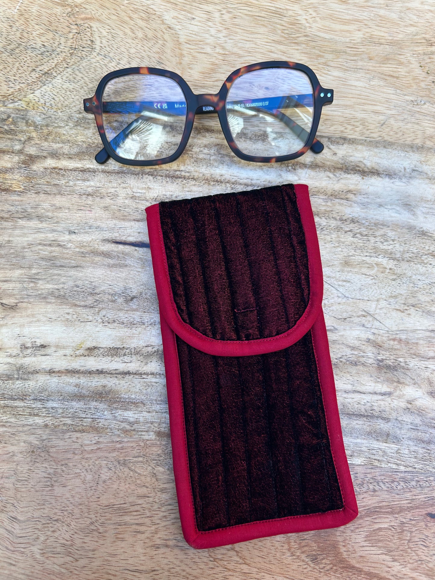 Housse à lunettes Burgundy Velvet